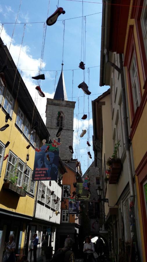 Zum Kleinen Riesen Lägenhet Erfurt Exteriör bild