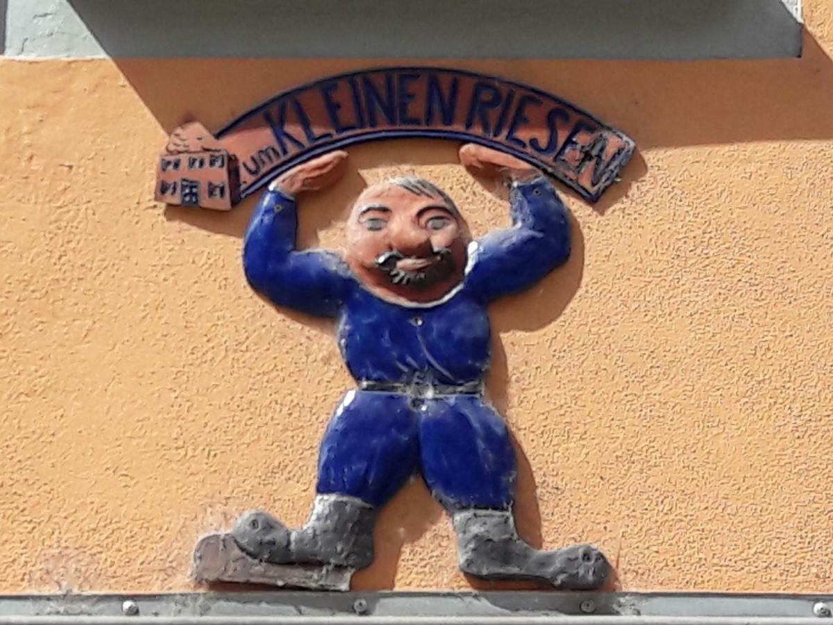Zum Kleinen Riesen Lägenhet Erfurt Exteriör bild